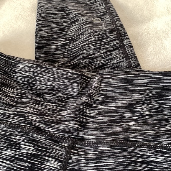 GapFit Blackout Space Dye Leggings - Picture 2 of 7